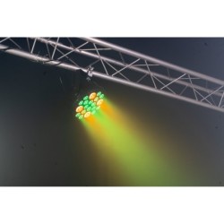 16x RGBW + 4x LED AMBRA PAR 8CH DMX + RC