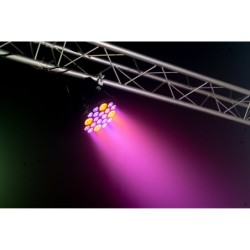 16x RGBW + 4x LED AMBRA PAR 8CH DMX + RC