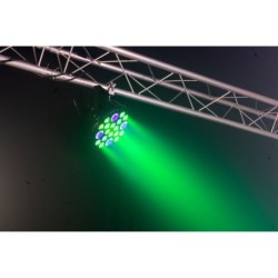 16x RGBW + 4x LED UV PAR 8CH DMX + RC