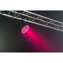 16x RGBW + 4x LED UV PAR 8CH DMX + RC